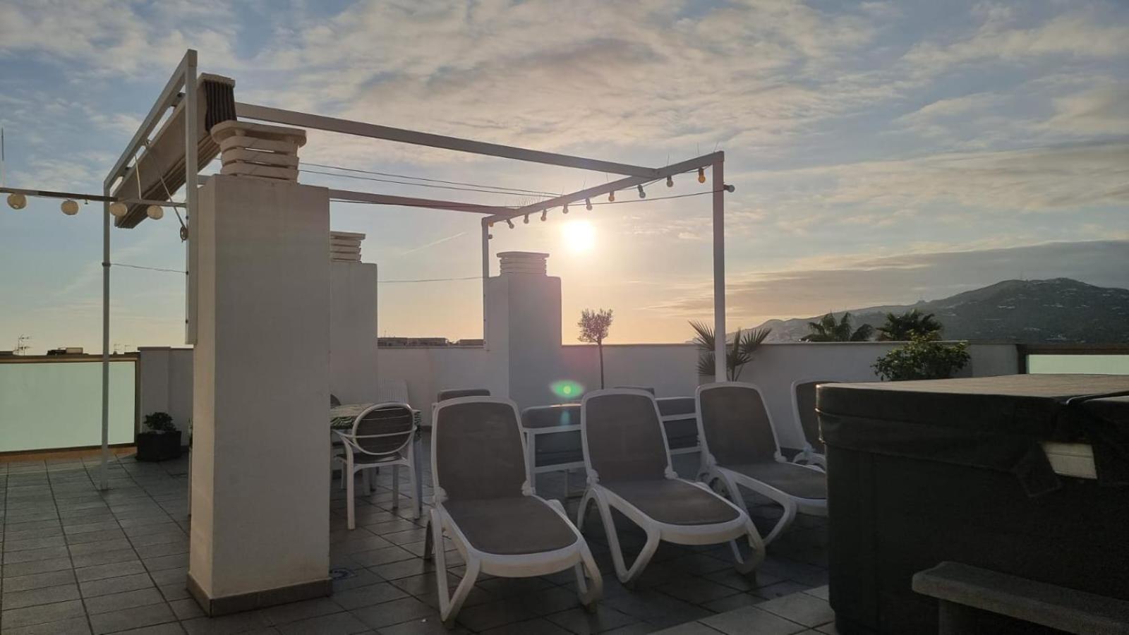 Ferienwohnung Penthouse Gloria Nerja Exterior foto